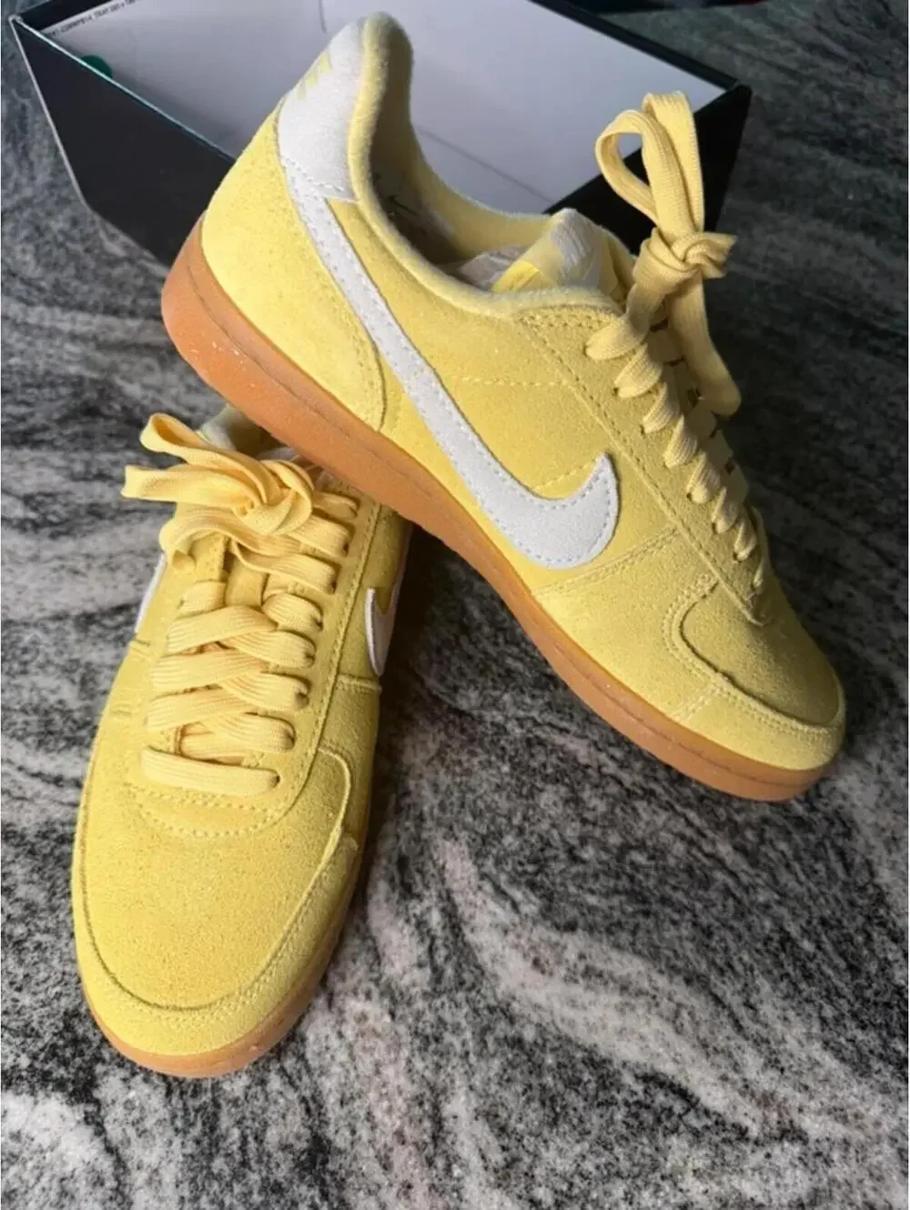 Nike Field General Sneakers Yellow Gum Sole Women’s Size 7.5 NWT Rare Colorway - Picture 2 of 6